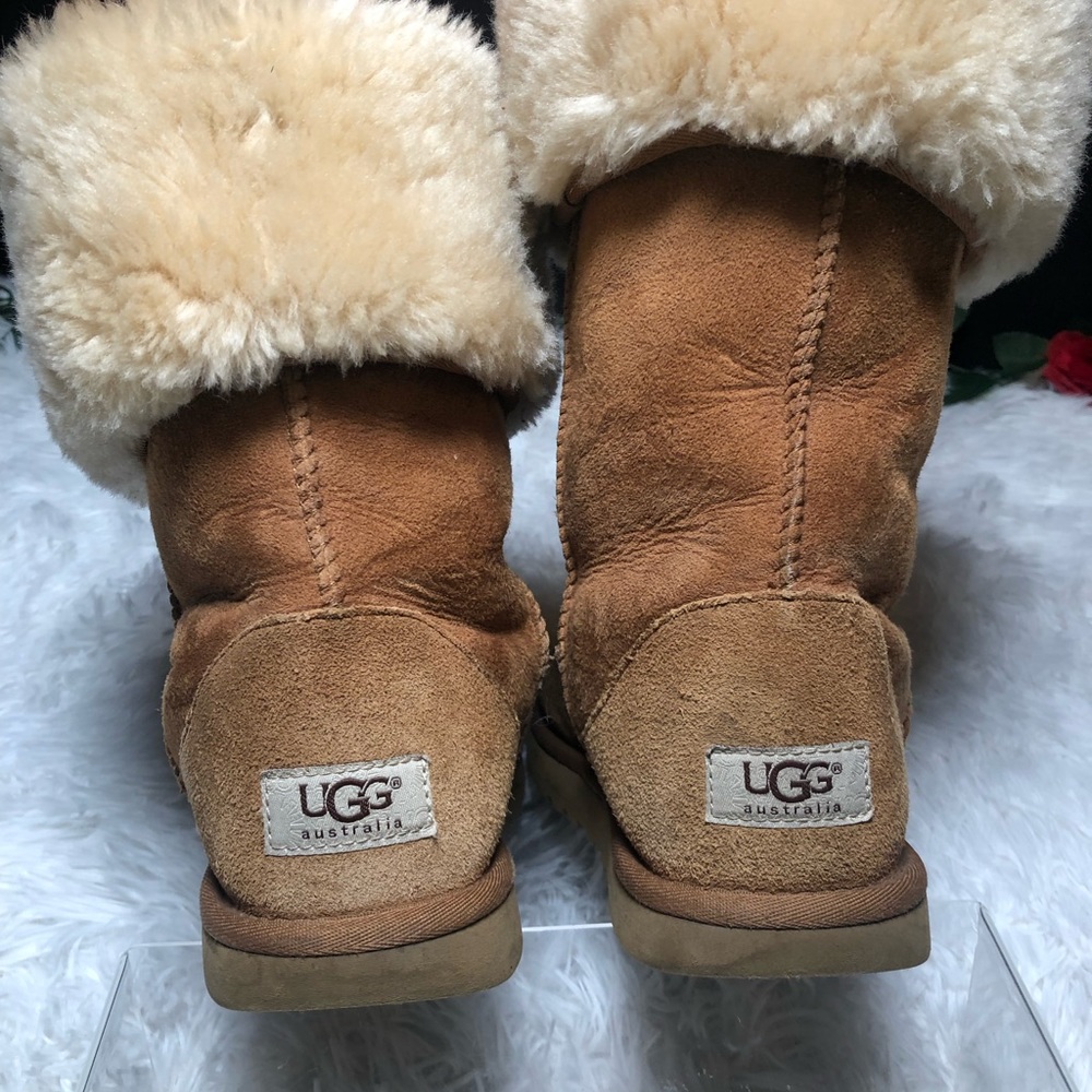 Uggs - Picture 4 of 8